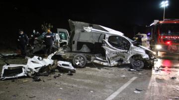 Elazığ’daki feci kazada ölen 4 kişinin kimliği belli oldu